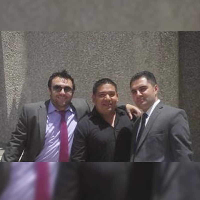 Testimonio en Fotos de Clientes Satisfechos 46