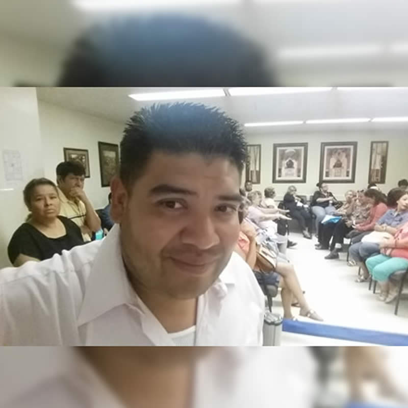 Testimonio en Fotos de Clientes Satisfechos 68